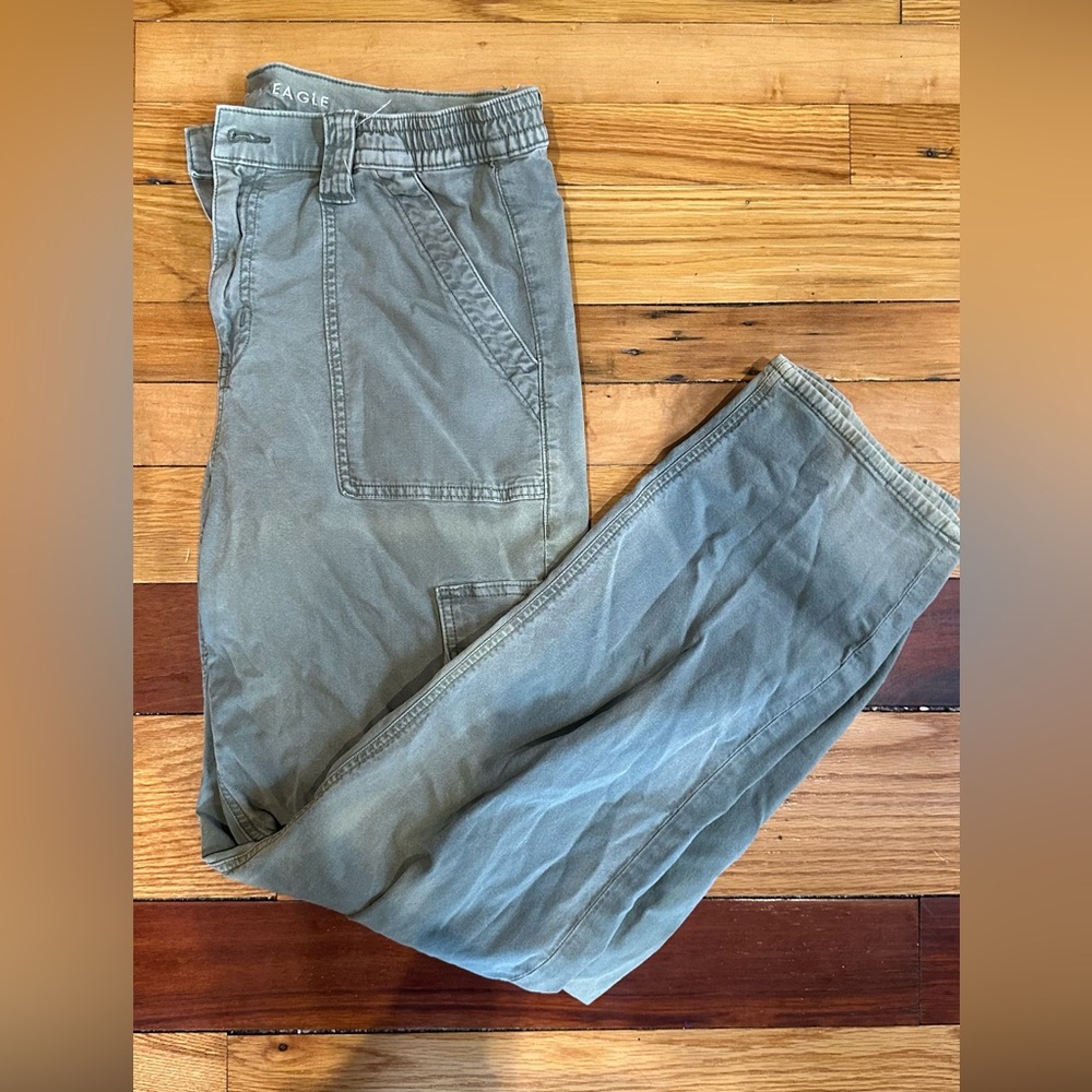 American Eagle Straight Leg Cargo Pants